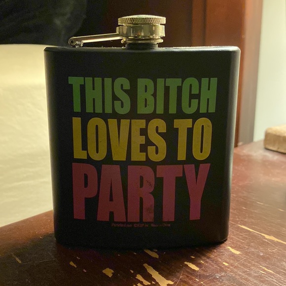 Flask - Picture 2 of 4